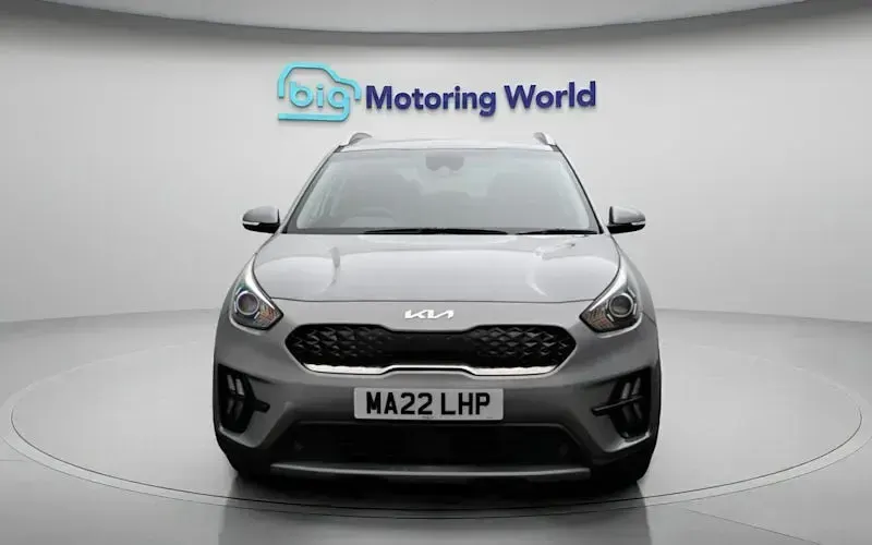 Used Kia Niro 141 HP (103 kW) 2022 Grey SUV