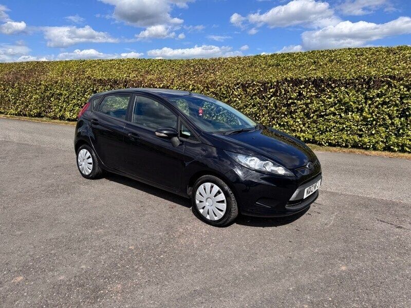 Black Used 2012 Ford Fiesta Hatchback | £2,750 (Good price) - Image 1/4