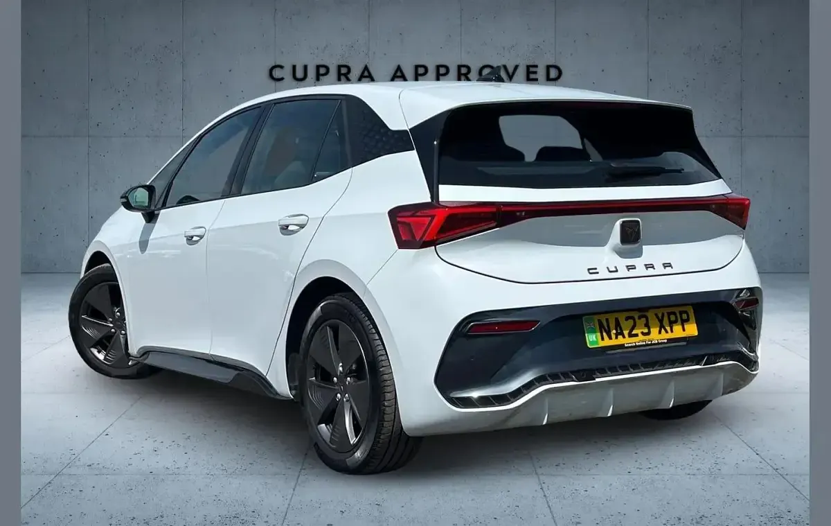 Used Cupra Born 150 kW (204 HP) 2023 White Hatchback