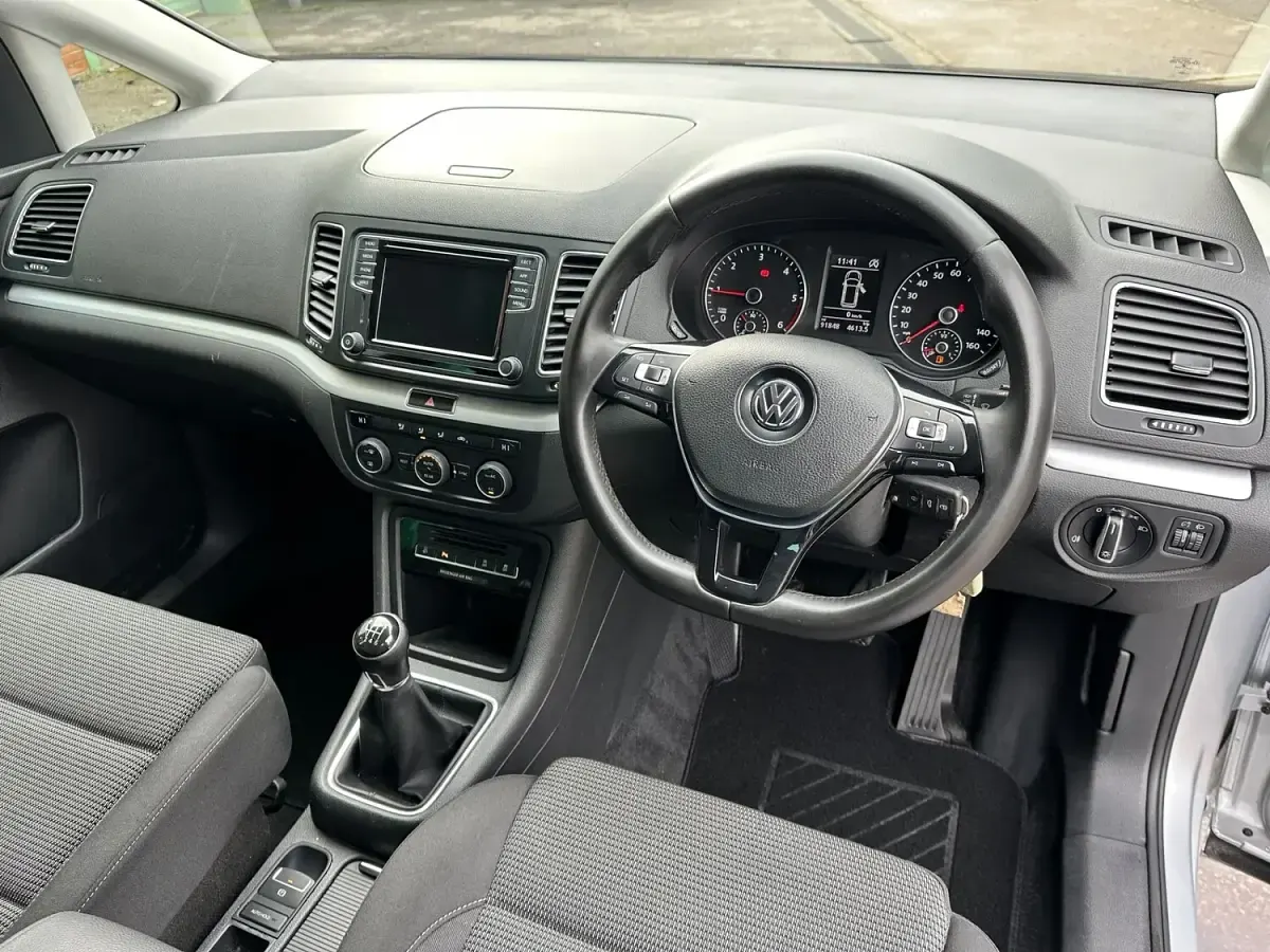 Used VW Sharan SE 150 HP (110 kW) 2017 Silver MPV