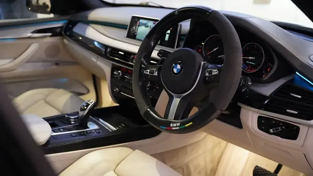 Usado BMW X5 Sport Line 381 CV (280 kW) 2016 Negro SUV