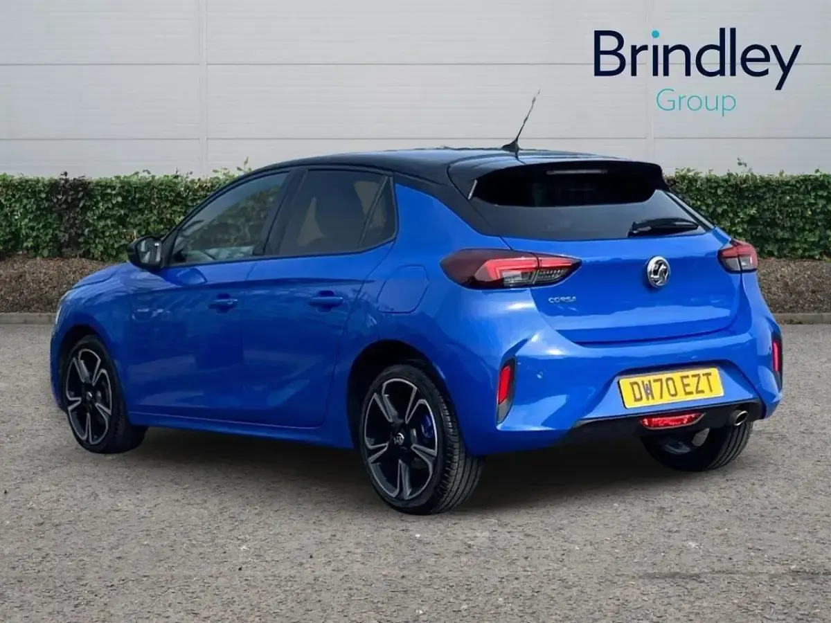 Used Vauxhall Corsa SRi 99 HP (72 kW) 2021 Blue Hatchback
