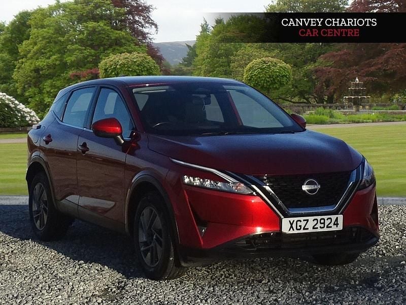 Red Used 2022 Nissan Qashqai Acenta Premium SUV | £12,200 (Super price) - Image 1/4
