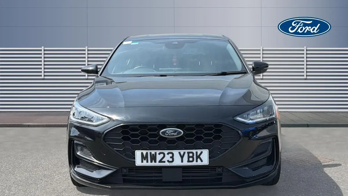 Used Ford Focus ST-Line X 125 HP (91 kW) 2023 Black Hatchback