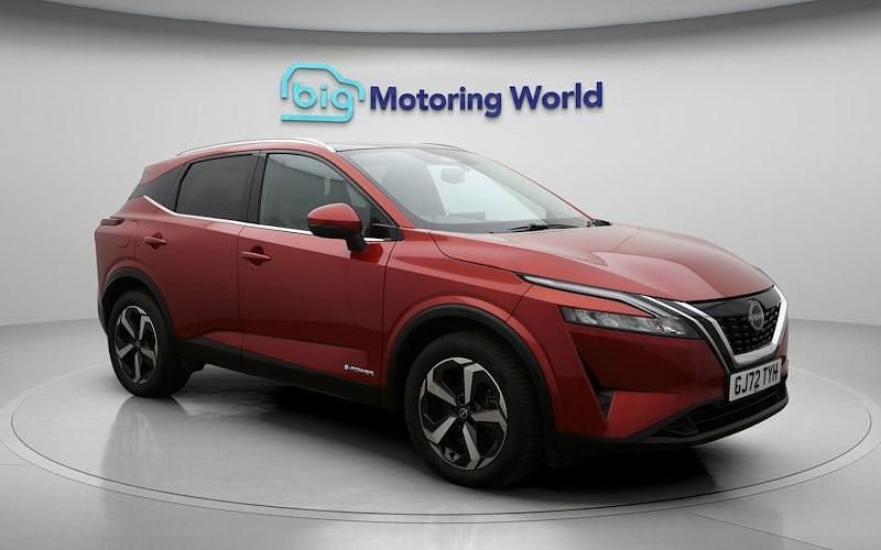 Used Nissan Qashqai N-Connecta 190 HP (139 kW) 2023 Red SUV