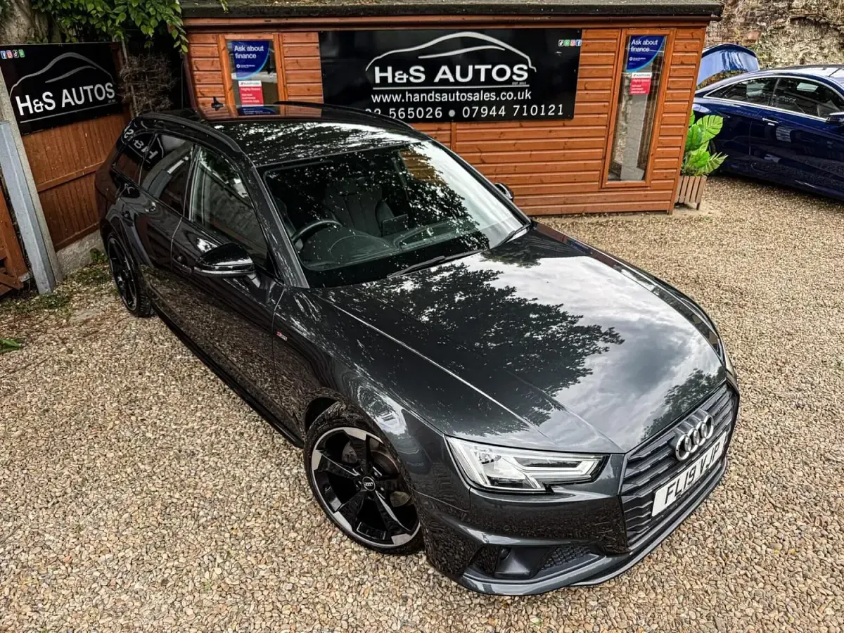 Used Audi A4 Black Edition 150 HP (110 kW) 2019 Grey Estate