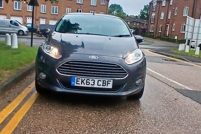 Grey Used 2013 Ford Fiesta Zetec Hatchback | £2,975 (Super price) - Image 1/1