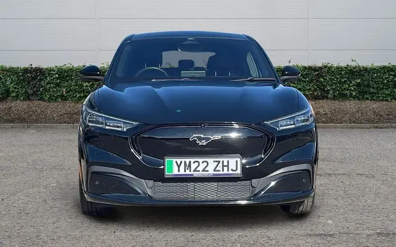 Begagnad Ford Mustang Extended Range 351 HK (258 kW) 2021 Kombi