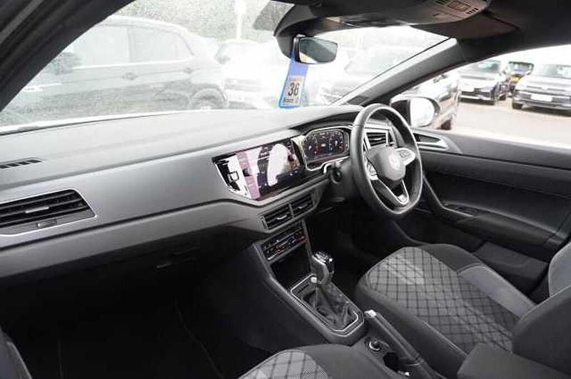 Image 2/4
