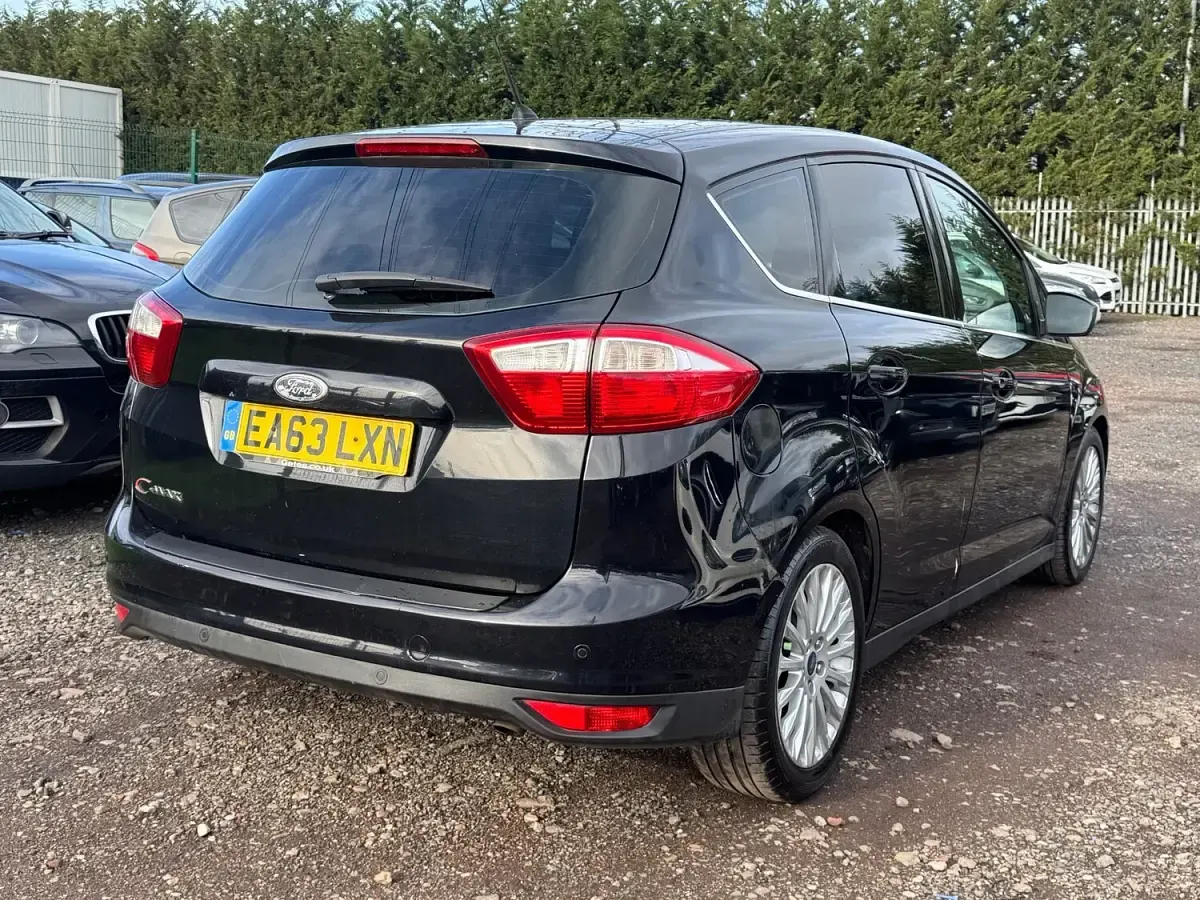 Used Ford C-MAX Titanium 2013 Black MPV