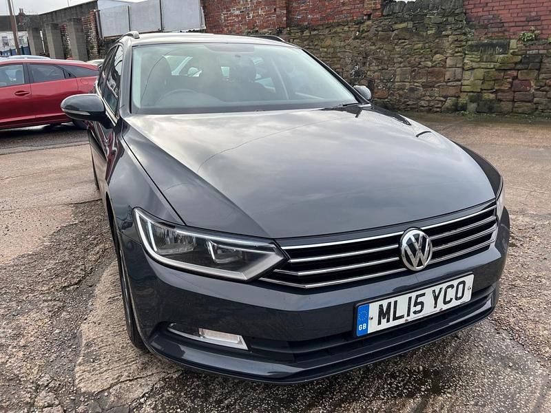 Used VW Passat S 120 HP (88 kW) 2015 Grey Estate