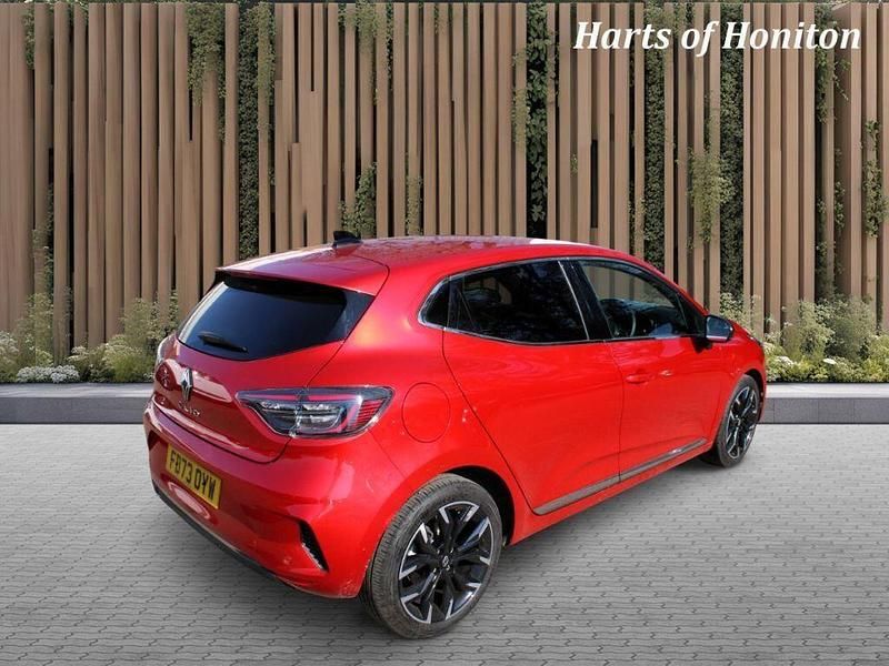 Used Renault Clio V Techno 2023 Red Hatchback