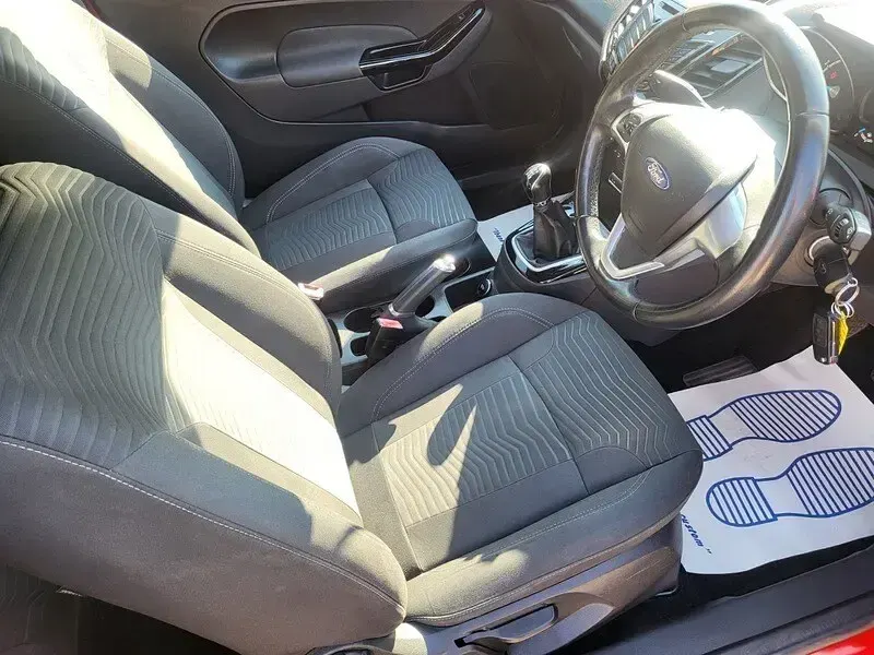 Used Ford Fiesta Zetec 2014 Red Hatchback