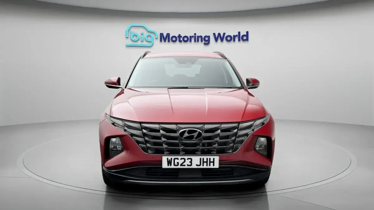 Used Hyundai Tucson Premium 230 HP (169 kW) 2023 Red SUV