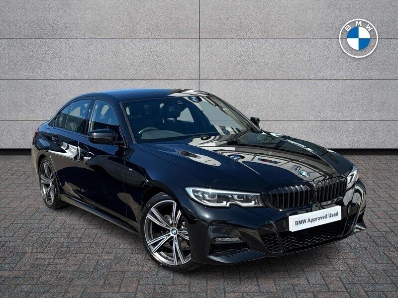 Black sapphire metallic paint Used 2022 BMW 320 M Sport Sedan | £23,990 (Fair price) - Image 1/4