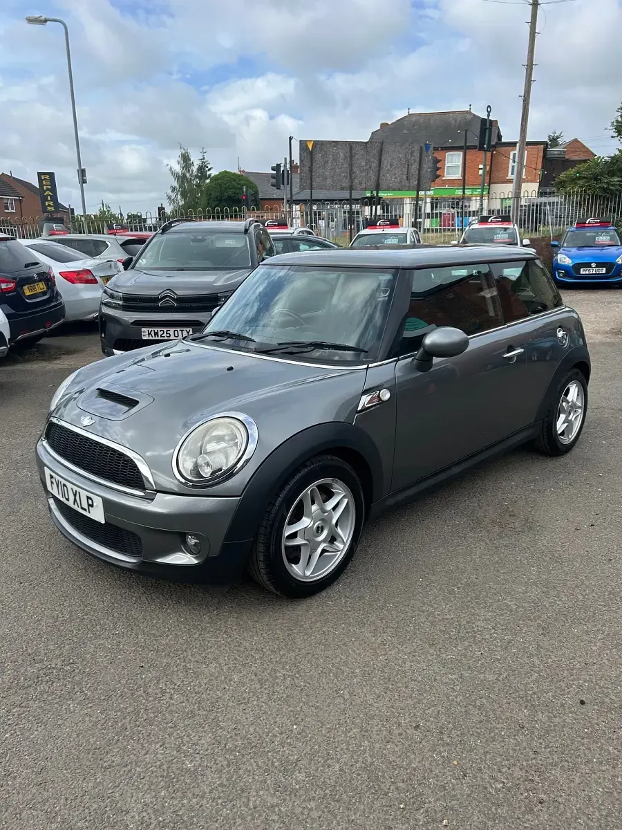 Used Mini Cooper S Hatch 184 HP (135 kW) 2010 Grey Hatchback