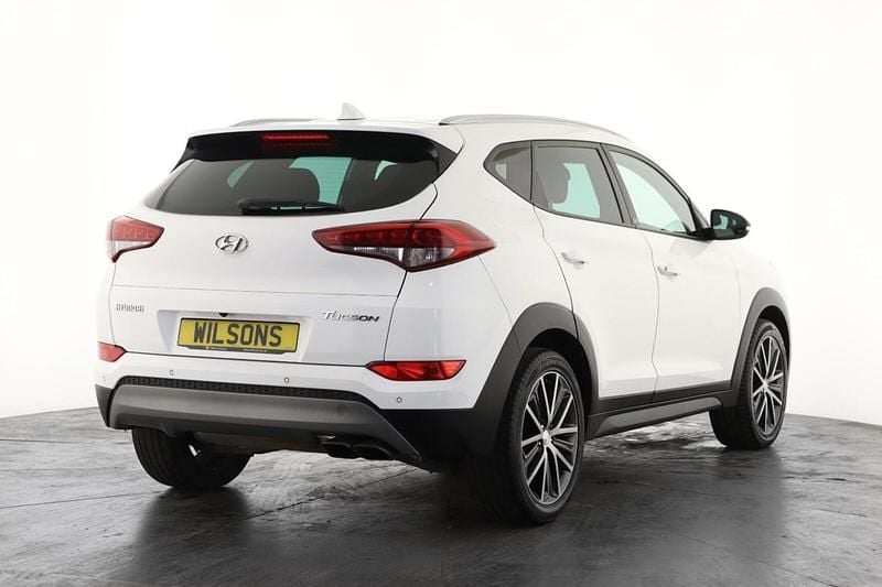 Usado Hyundai Tucson GO! 177 HP (130 kW) 2018 Branco SUV
