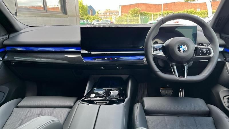 Used BMW 520 M Sport 208 HP (152 kW) 2025 Grey Estate