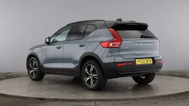 Used Volvo XC40 R-Design 163 HP (119 kW) 2022 SUV