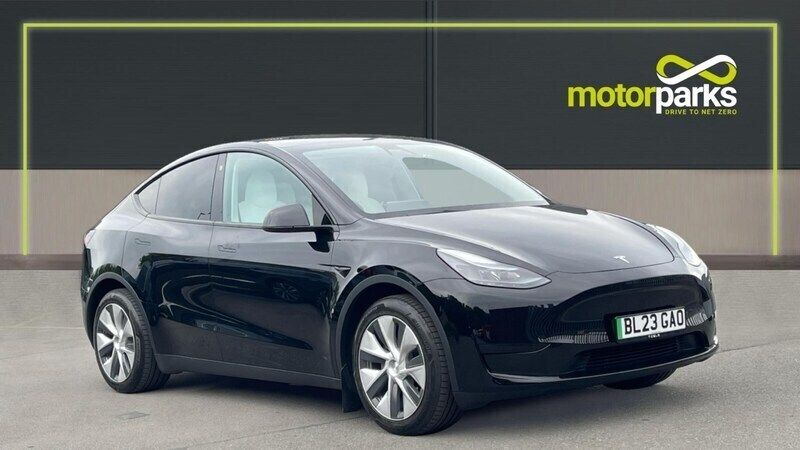 Black Used 2023 Tesla Model Y SUV | £24,800 (Good price) - Image 1/4