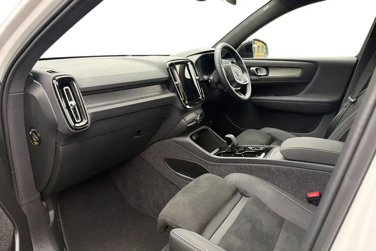 Used Volvo XC40 Plus 2024 White SUV