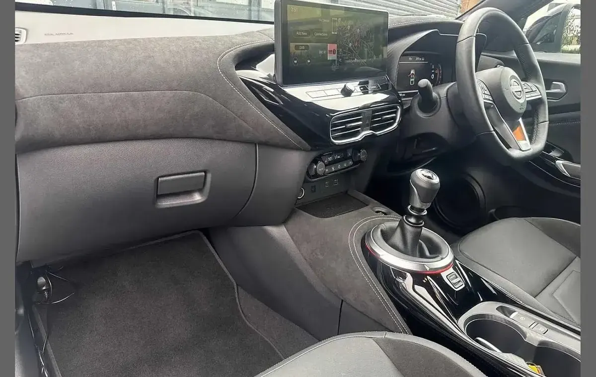 Used Nissan Juke Tekna+ 112 HP (82 kW) 2024 White SUV
