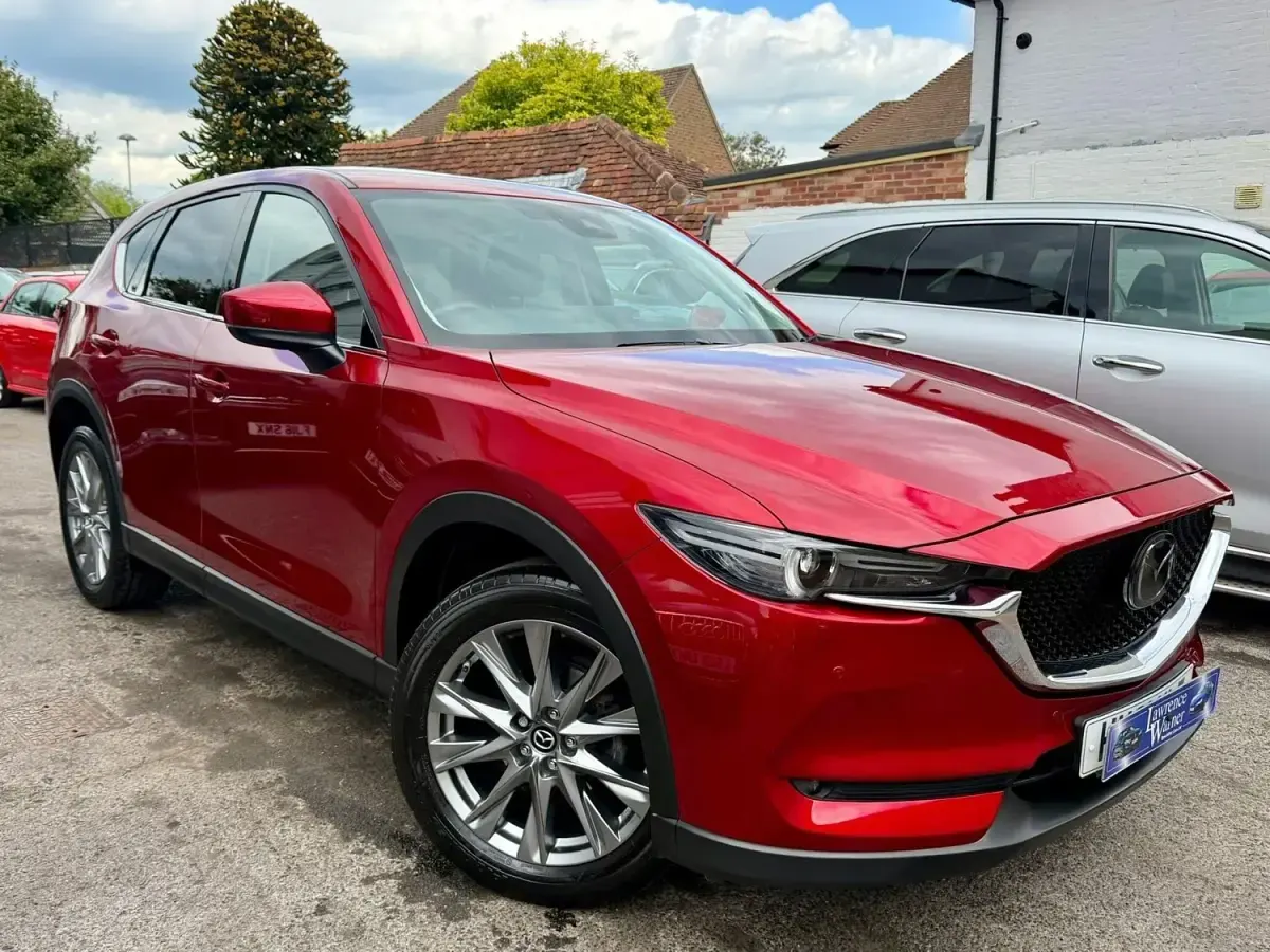 Usado Mazda 6 Inclusive 165 CV (121 kW) 2021 Rojo Familiar