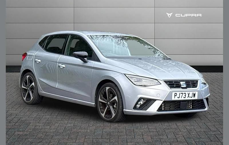 Used Seat Ibiza FR Sport 108 HP (79 kW) 2023 Silver Hatchback