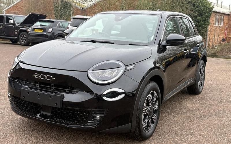 New Fiat 600E Red 114 kW (156 HP) 2025 Hatchback