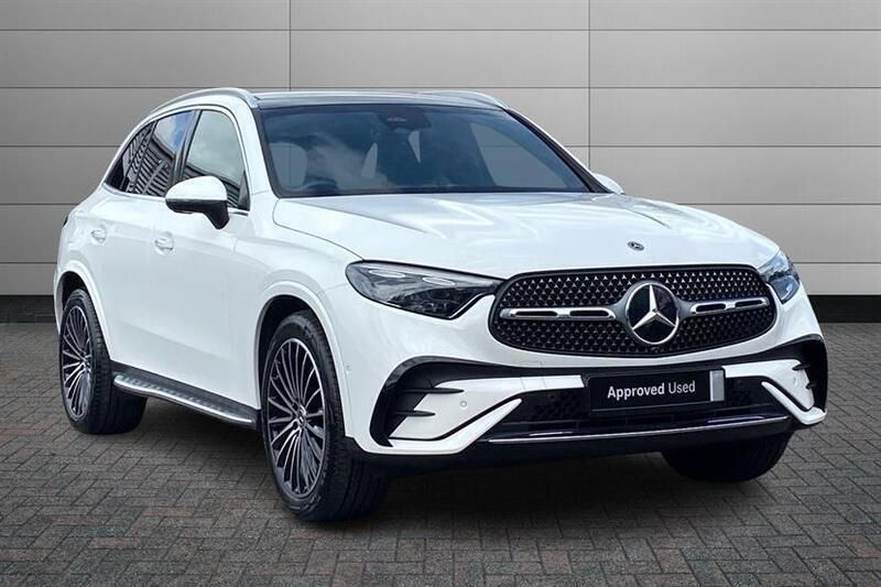 White Used 2024 Mercedes 300 AMG Line Premium Plus Estate | £54,990 (Super price) - Image 1/4
