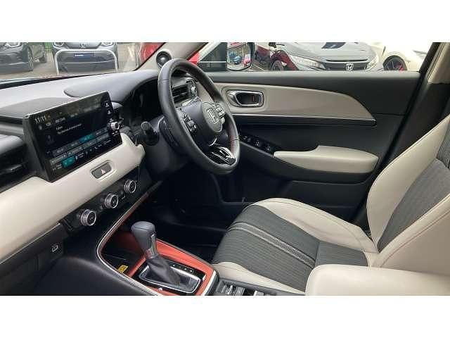 Image 2/4