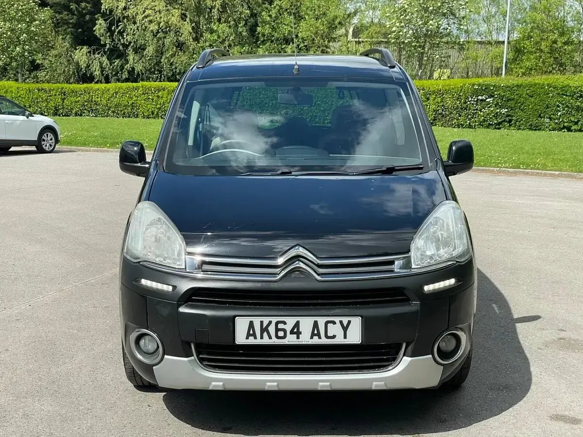 Used Citroën Berlingo XTR 2014 Black MPV