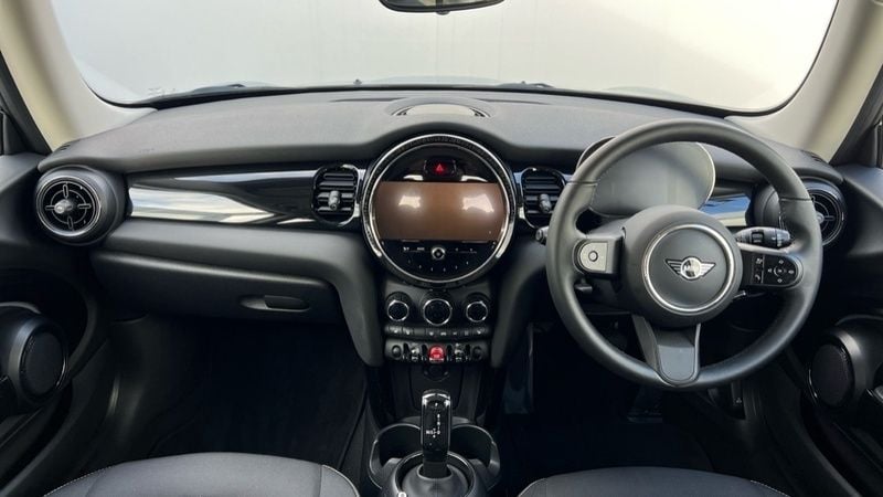 Used Mini Cooper Classic 134 HP (98 kW) 2022 Blue Hatchback