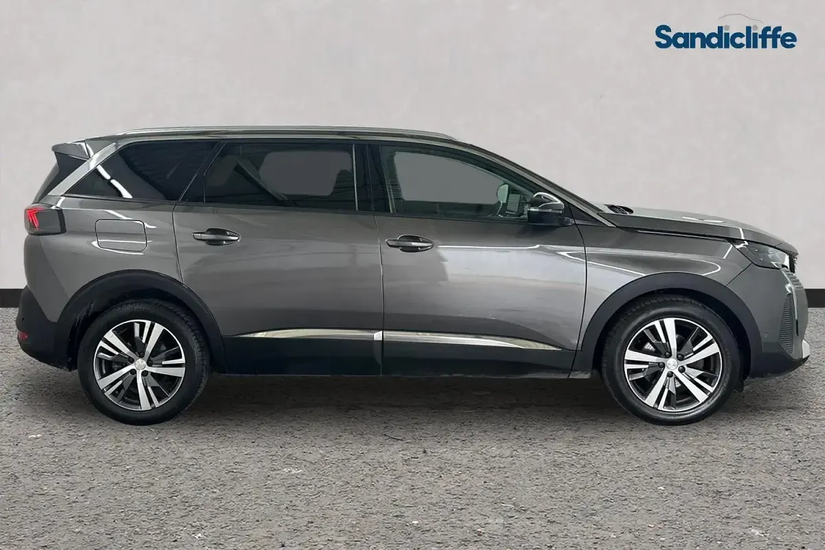 Used Peugeot 5008 Allure 131 HP (96 kW) 2024 Grey SUV