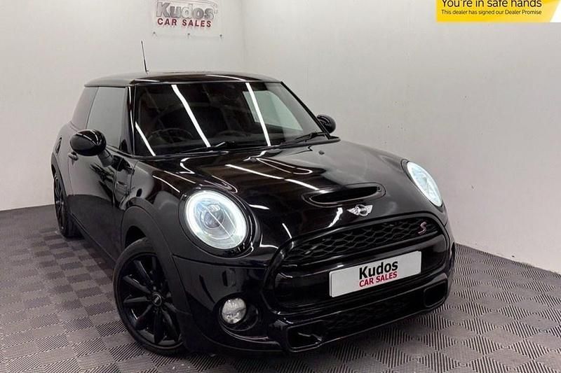 Black Used 2015 Mini Cooper S Hatch Hatchback | £6,990 (Fair price) - Image 1/1