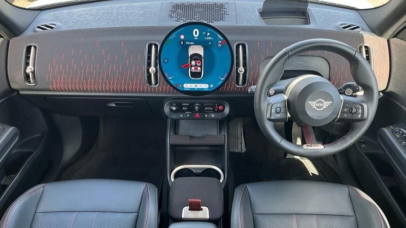 Used Mini Countryman 168 HP (123 kW) 2024 White SUV