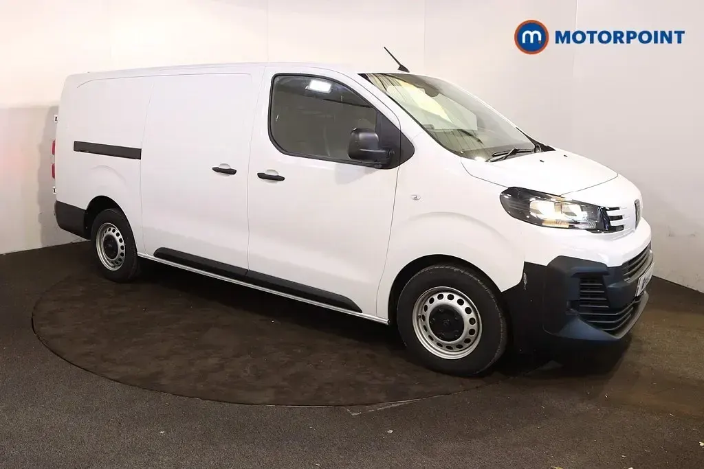 Second-hand Peugeot Expert 2025 Alb Van