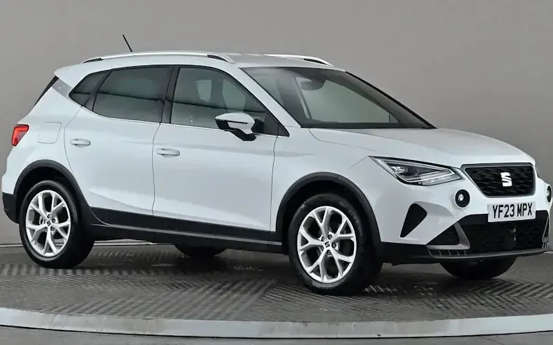 Used Seat Arona FR 110 HP (80 kW) 2023 SUV