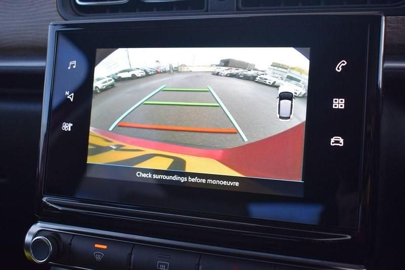 Used Citroën C3 PureTech 110 HP (80 kW) 2024 Red Hatchback