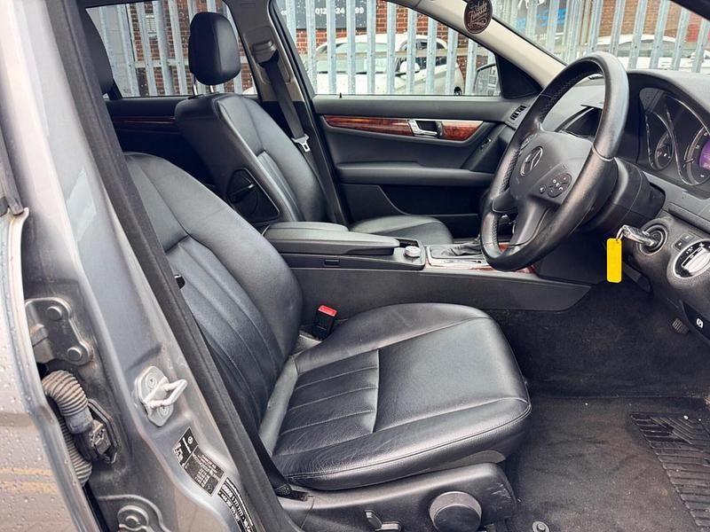 Used Mercedes C250 Elegance 2010 Silver Estate