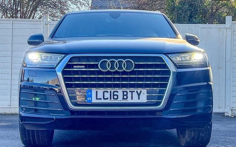 Used Audi Q7 S-Line 218 HP (160 kW) 2018 SUV