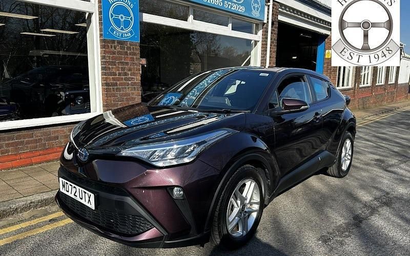 Used Toyota C-HR 122 HP (89 kW) 2023 Mauve/purple SUV