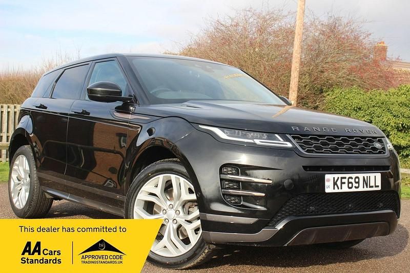 Used Land Rover Range Rover evoque SE Dynamic 2019 Black Estate