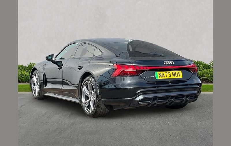 Used Audi e-tron GT quattro Comfort 389 kW (530 HP) 2023 Black Sedan