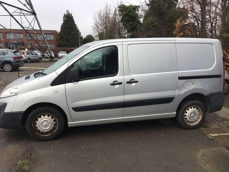 Used Peugeot Expert 2015 Silver Van