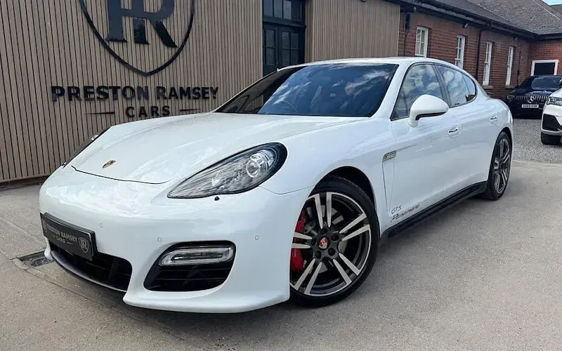 Used Porsche Panamera 430 HP (316 kW) 2012 Hatchback
