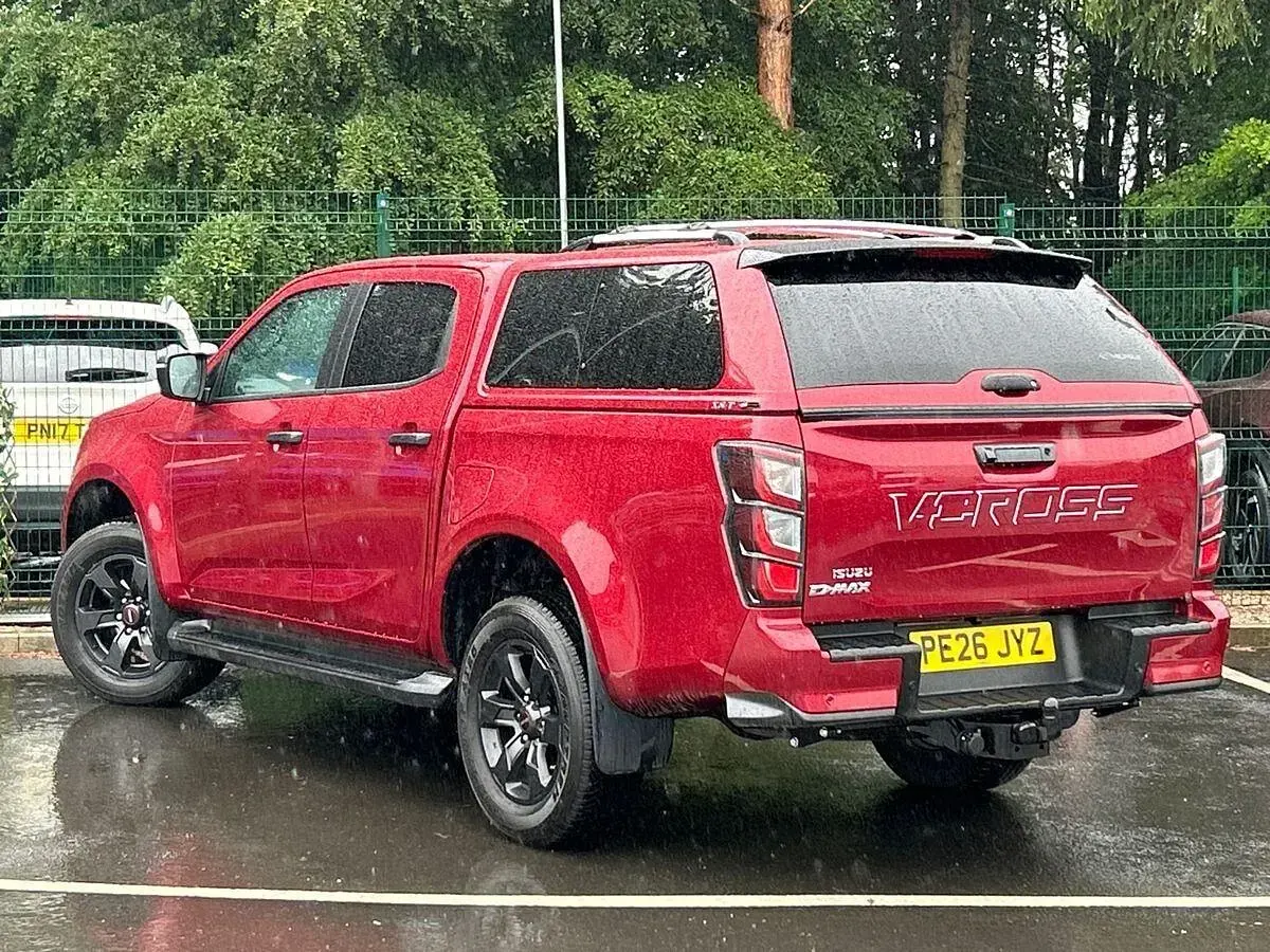 Used Isuzu D-Max 2026 Red Pickup