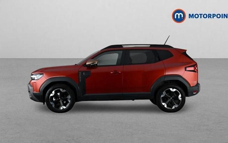 Used Dacia Duster Extreme 141 HP (103 kW) 2025 Brown Hatchback