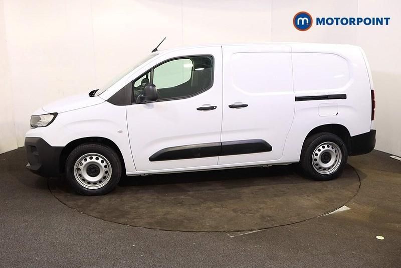 Used Peugeot Partner 2025 White MPV