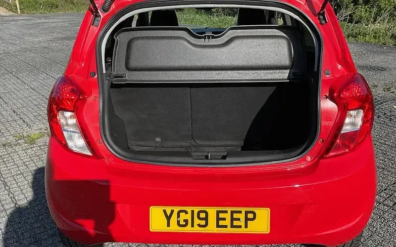 Second-hand Vauxhall Viva 73 CP (53 kW) 2018 Hatchback